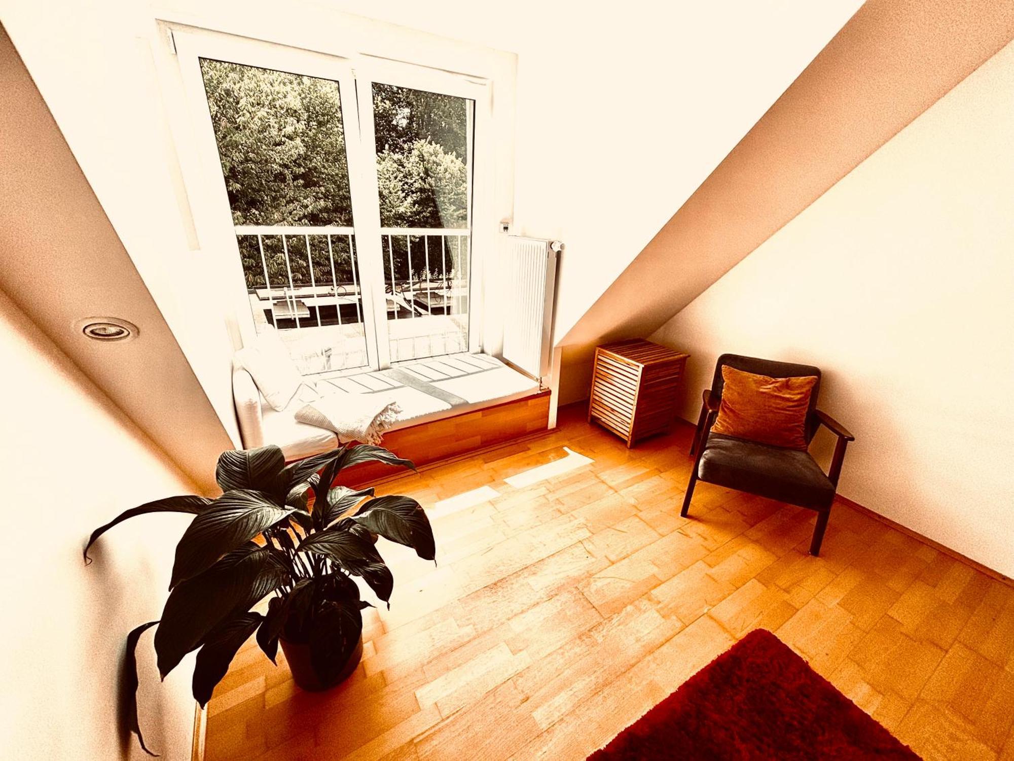 Messe, Uniklinikum, Grugapark - Charmante Wohnung Mit Dachterrasse In Guter Lage Essen Kültér fotó